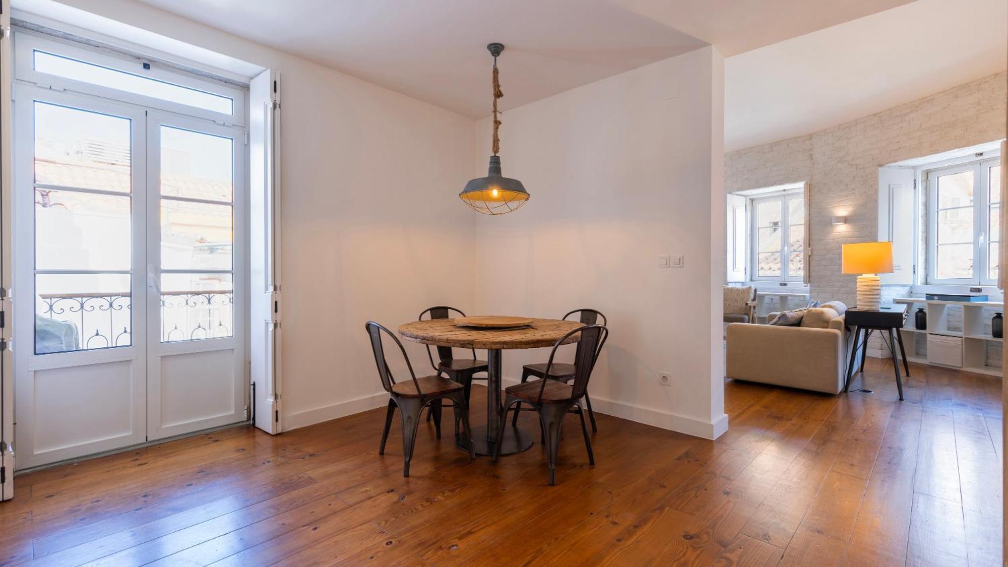 Charming 3bdr Duplex In Center By Lovelystay Apartment *