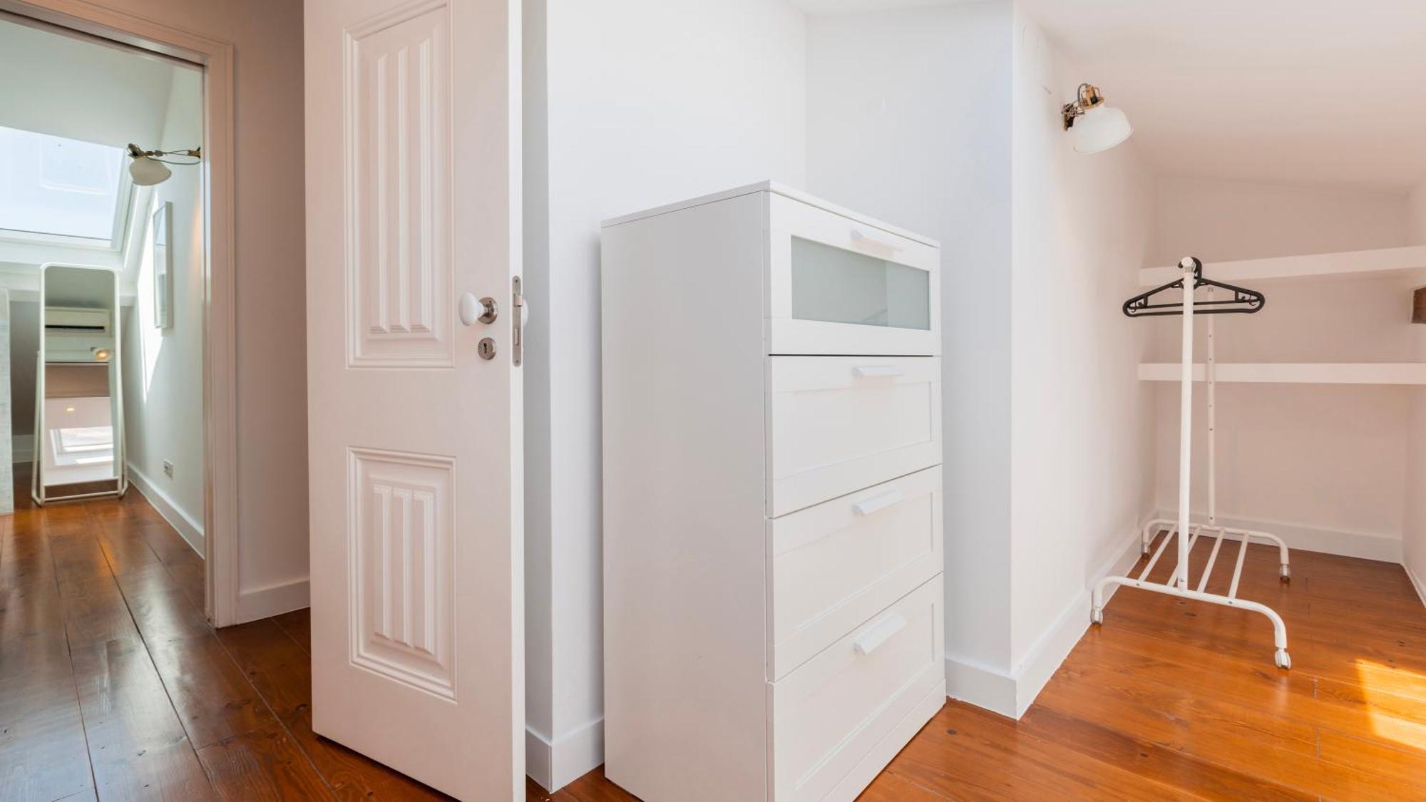 Charming 3bdr Duplex In Center By Lovelystay Lisbon
