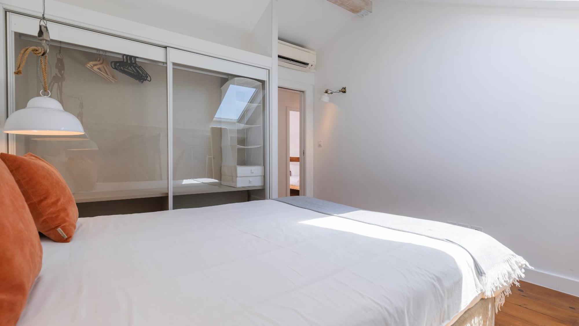Lejlighed Charming 3bdr Duplex In Center By Lovelystay